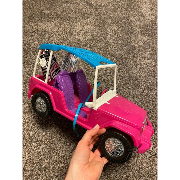 2012 EUC Barbie Safari Cruiser Pink Jeep with Zebra Print Curtains Mattel BHF96 - Picture 1 of 12